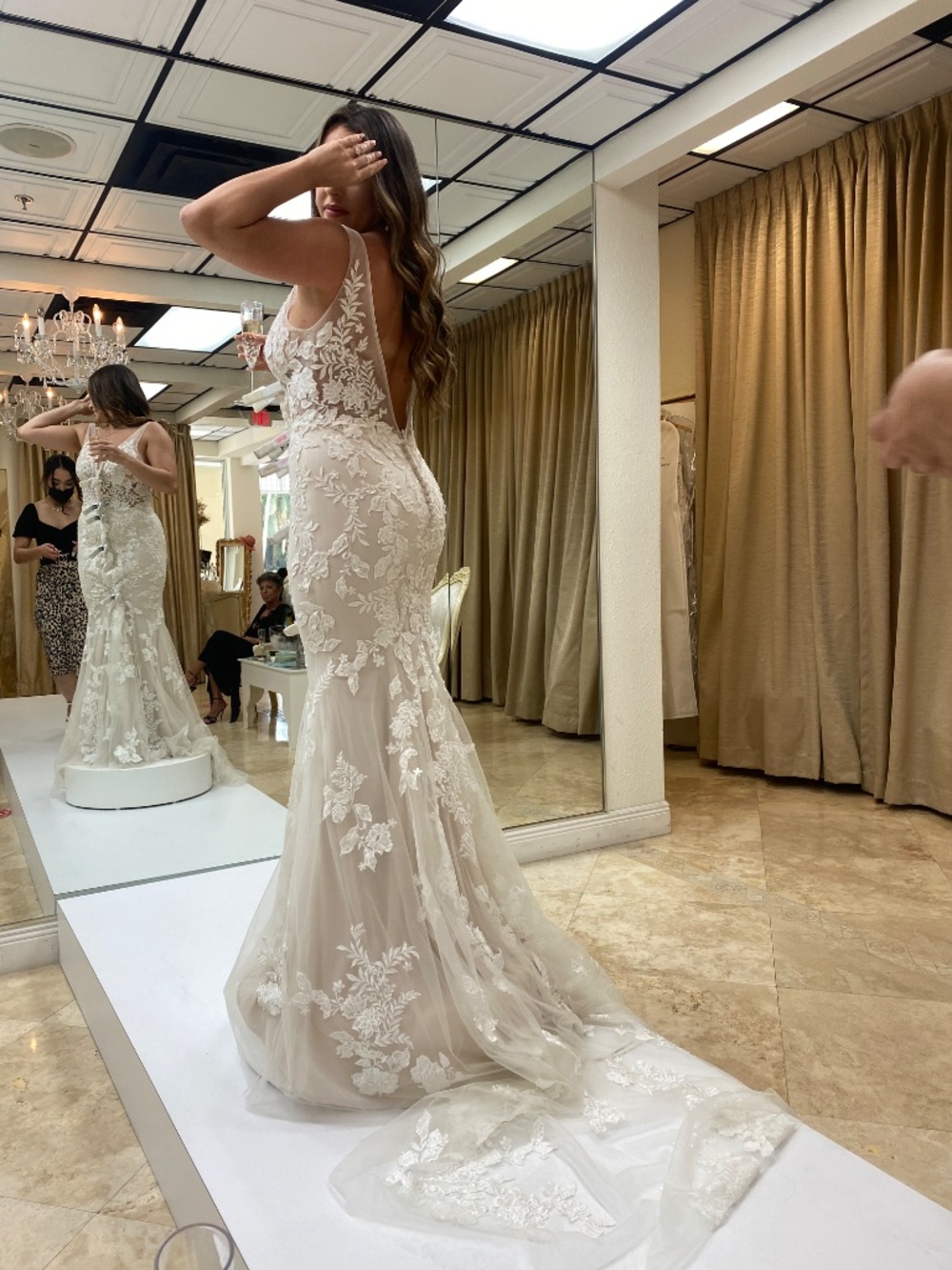 Wedding dress by Maggie Sottero - Picture 4 of 10